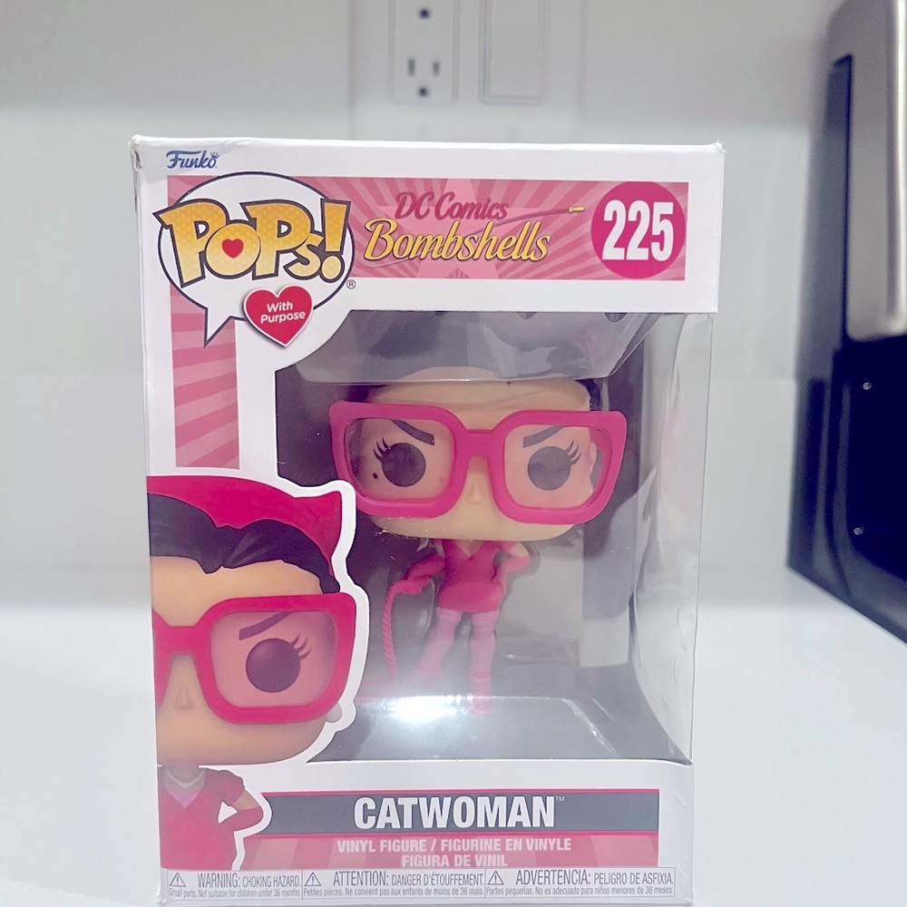 Funko Pop Catwoman DC Bombshells NWT